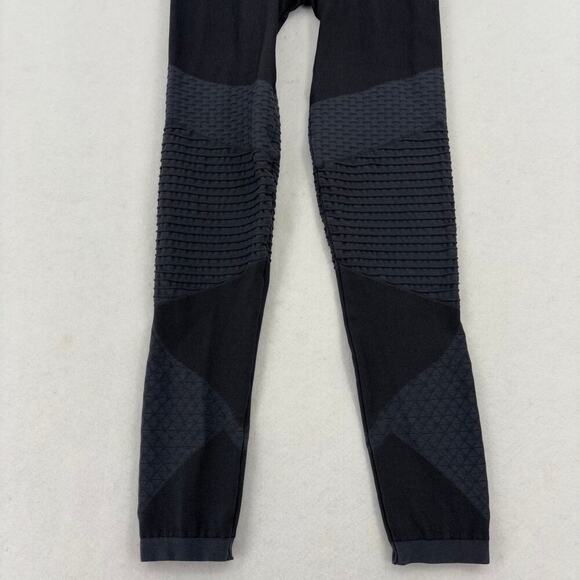 Spanx Ankle Leggings Women's Size M Black High Rise Stretch Textured Leg Panels - Picture 6 of 9